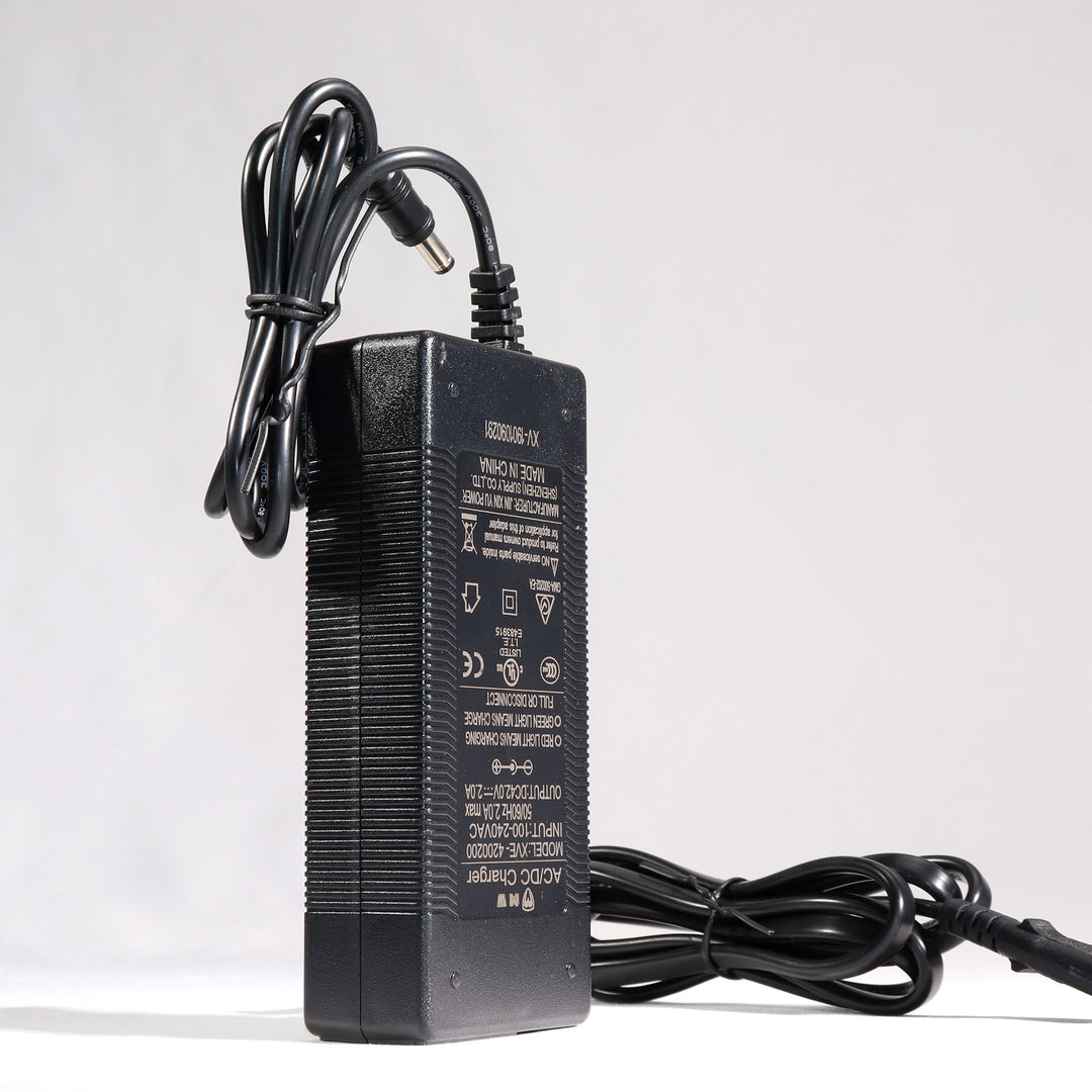 lmacwey battery charger